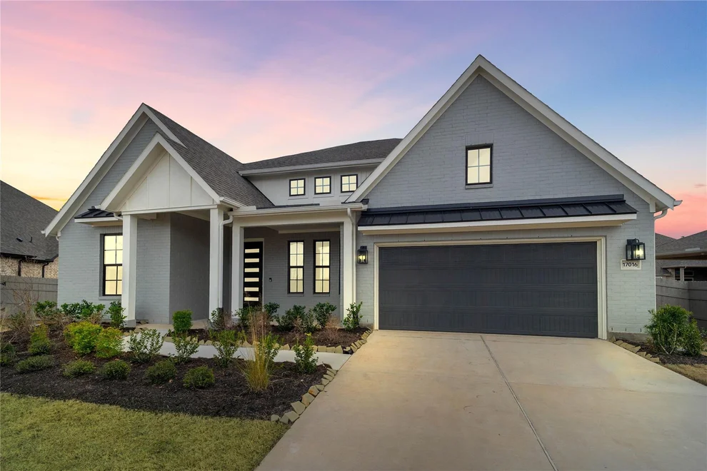 Unit for sale at 17016 Sweet Iris Court, Conroe, TX 77302