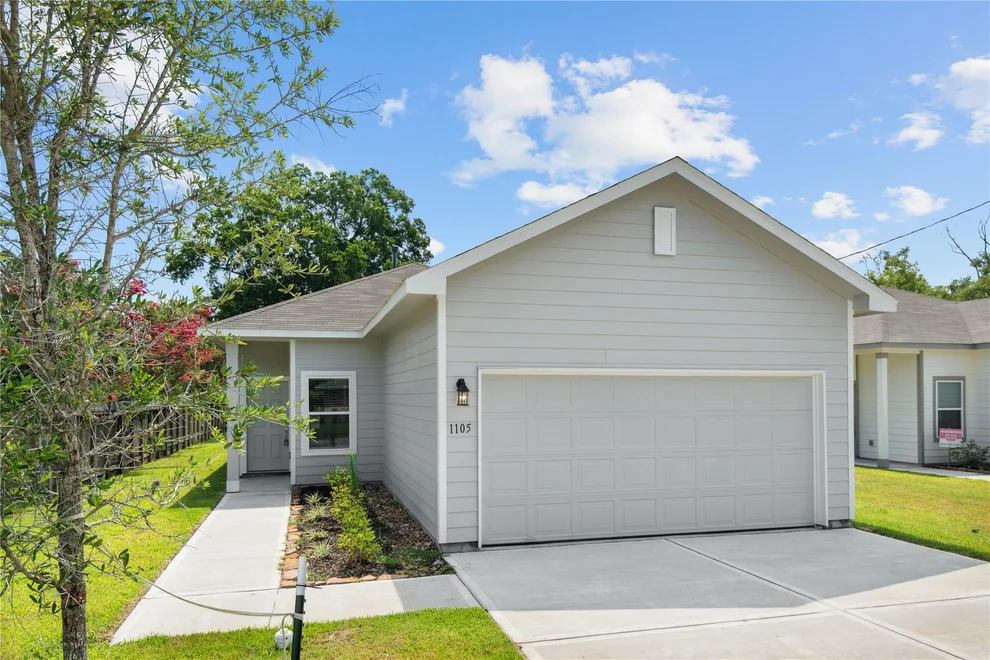 Unit for sale at 1105 S Fenner Avenue, Cleveland, TX 77327