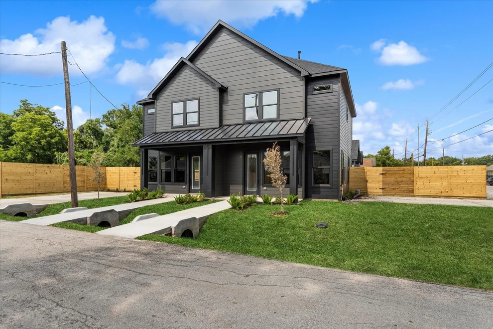 Unit for sale at 7313 Tippett Street, Houston, TX 77088