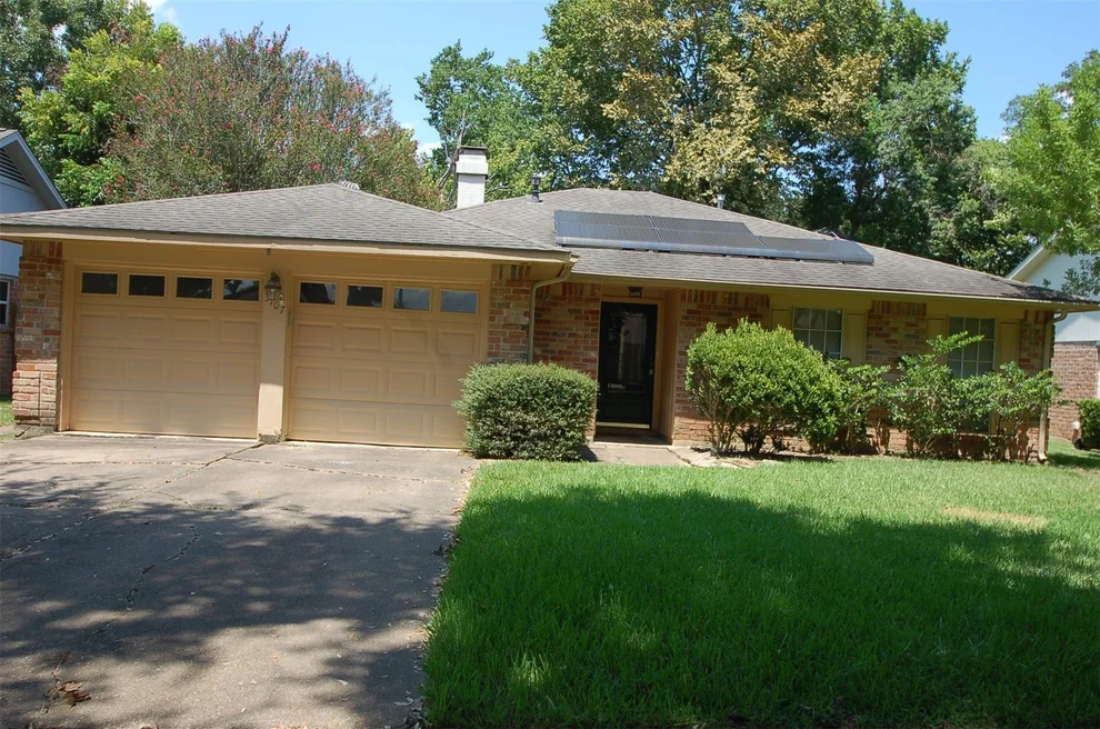 Unit for sale at 3107 Jenny Drive, Sugar Land, TX 77479