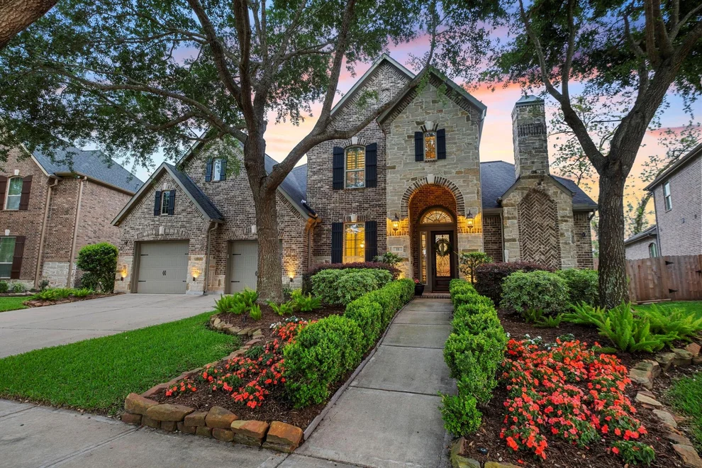 Unit for sale at 11 Blue Iron Drive, Missouri City, TX 77459