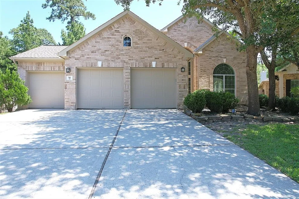 Unit for sale at 14 Barker Ridge Court, The Woodlands, TX 77382