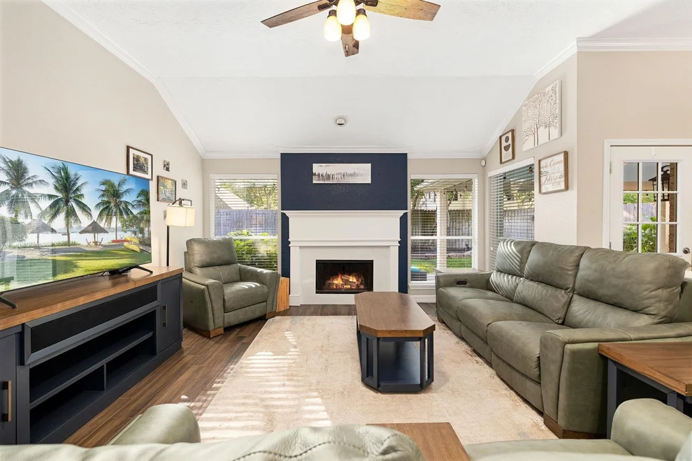 Unit for sale at 5104 Carefree Drive, League City, TX 77573