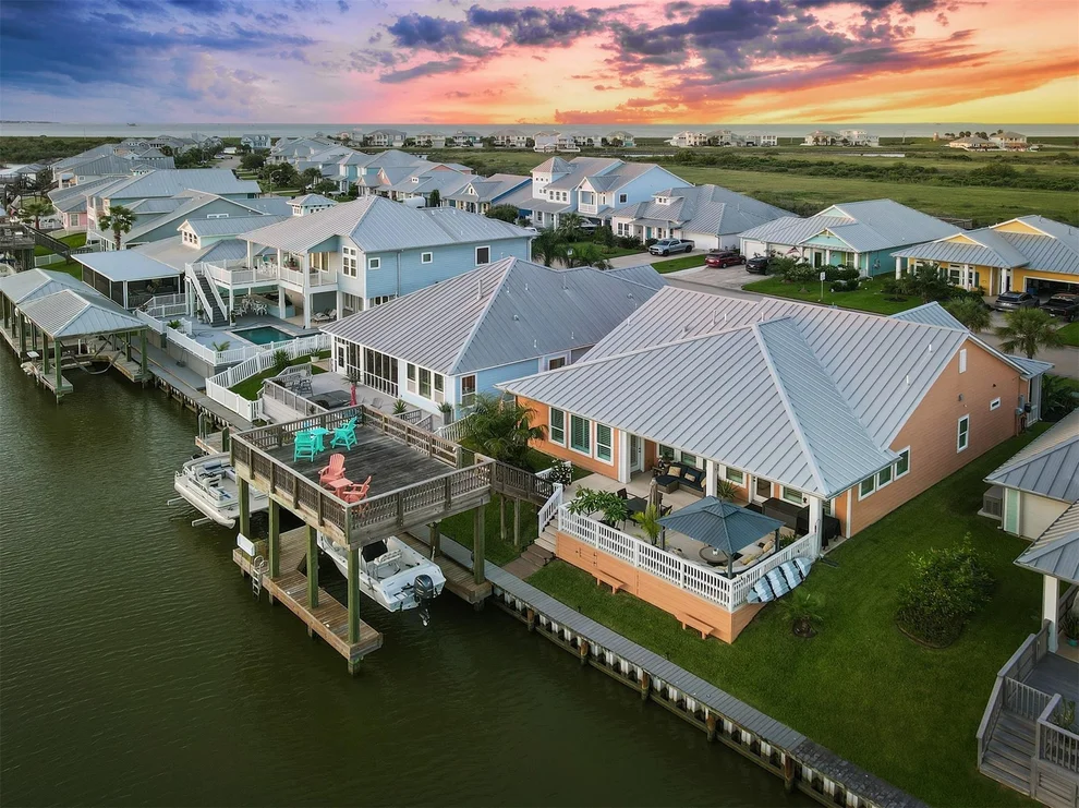 Unit for sale at 5310 Brigantine Cay Court, Texas City, TX 77590