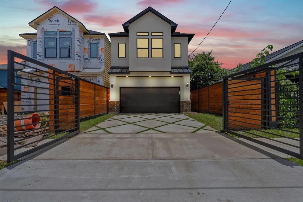 Unit for sale at 6613 Avenue O, Houston, TX 77011