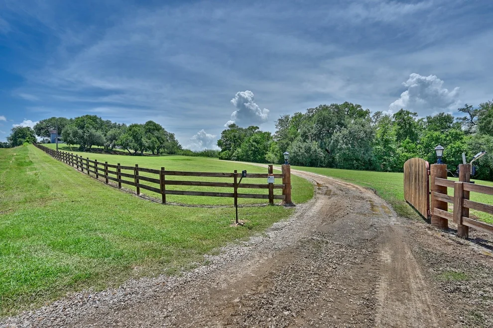 Unit for sale at 2375 Fm 2935, Brenham, TX 77833