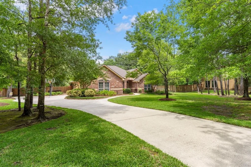 Unit for sale at 3903 Rayford Road, Spring, TX 77386