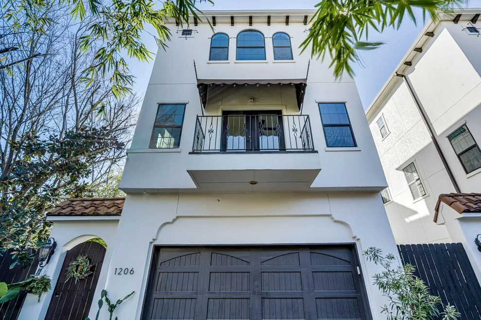 Unit for sale at 1206 W 24th Street, Houston, TX 77008