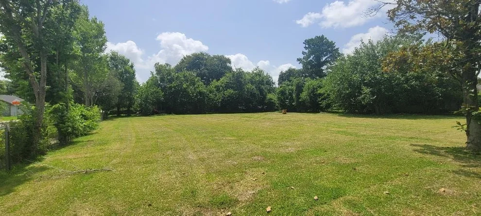 Unit for sale at 120 & 140 E Chapin St, Beaumont, TX 77705