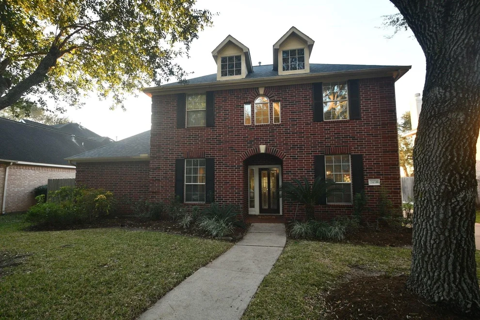 Unit for sale at 2438 Plantation Bend Drive, Sugar Land, TX 77478
