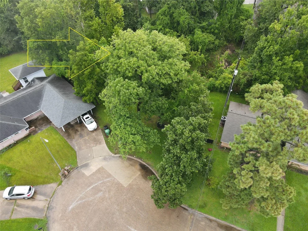 Unit for sale at 9307 Ribbonwood Street, Houston, TX 77078
