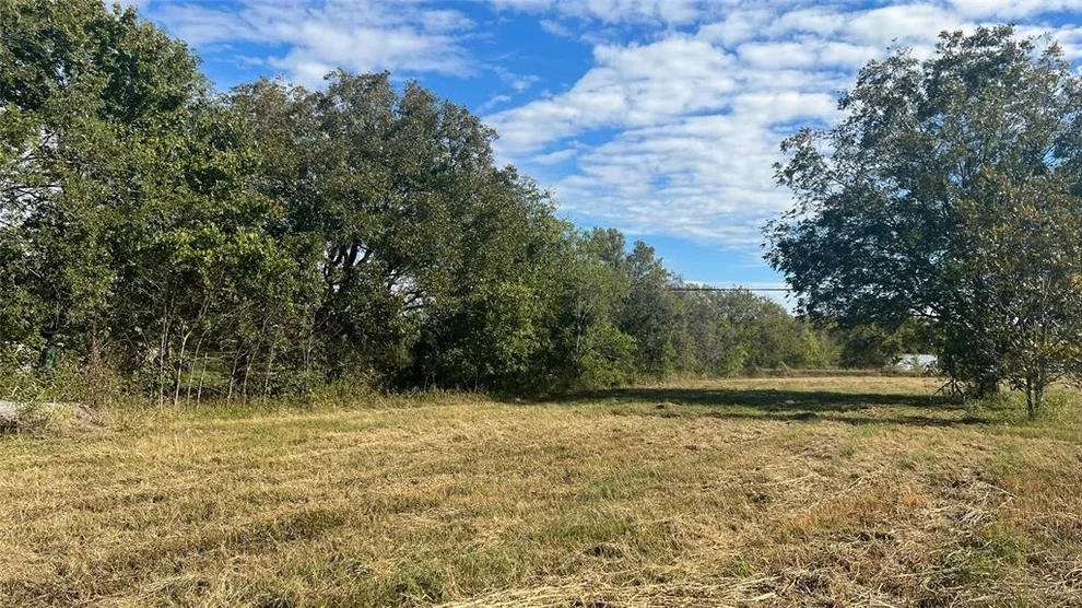 Unit for sale at 9854 Fm 379, Navasota, TX 77868