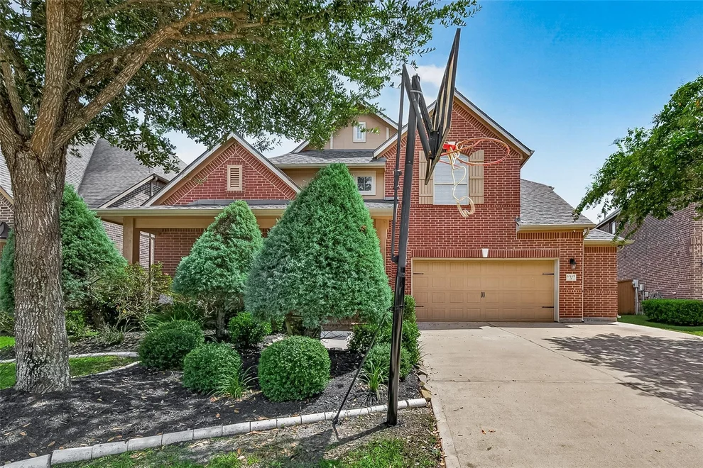 Unit for sale at 17619 Murrayfield Court, Richmond, TX 77407