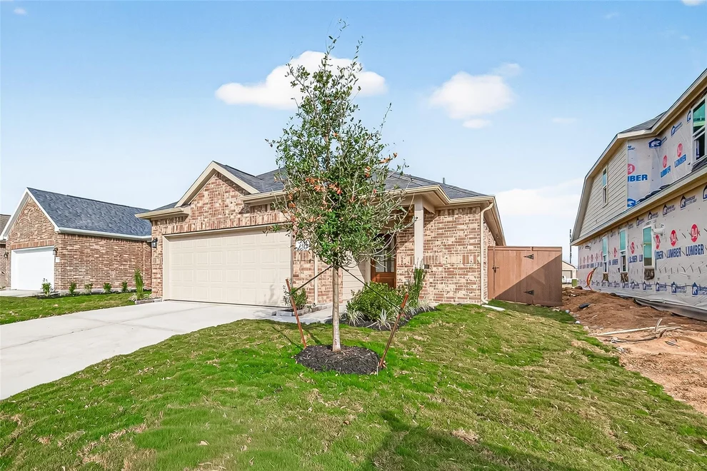 Unit for sale at 2919 Copper Falls Drive, Iowa Colony, TX 77583