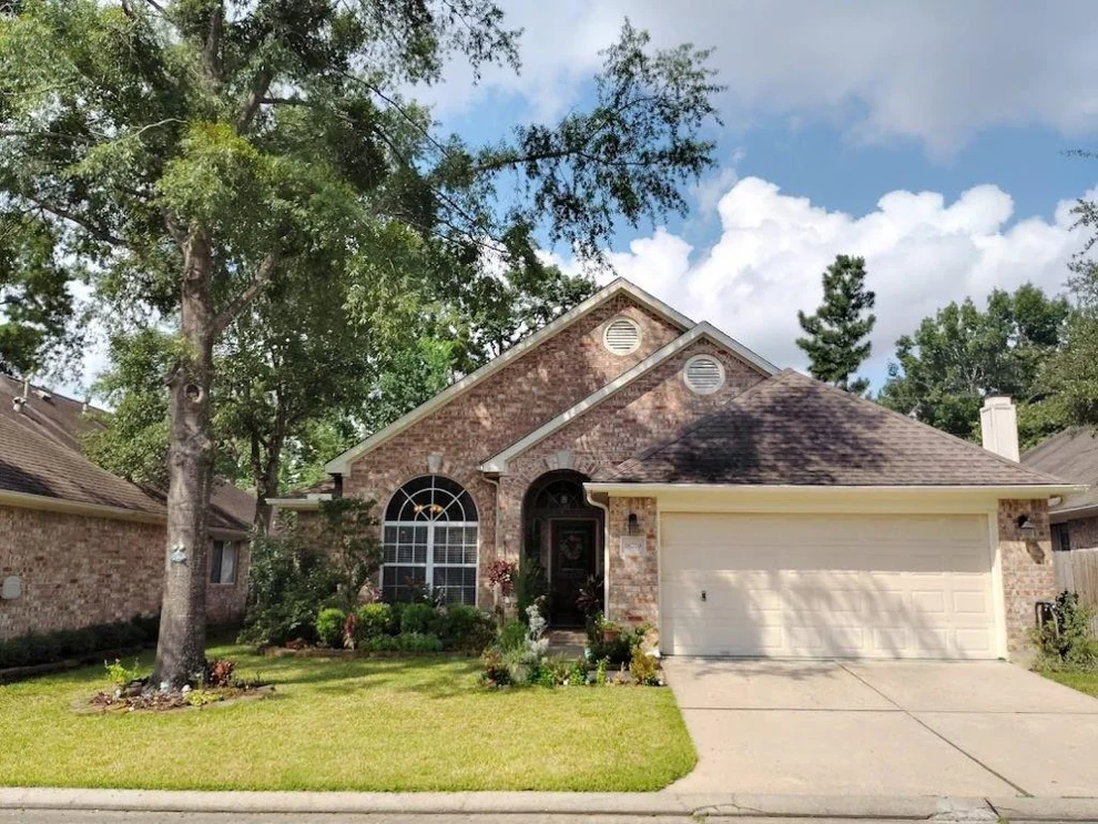 Unit for sale at 18719 Candle Park Drive, Spring, TX 77388
