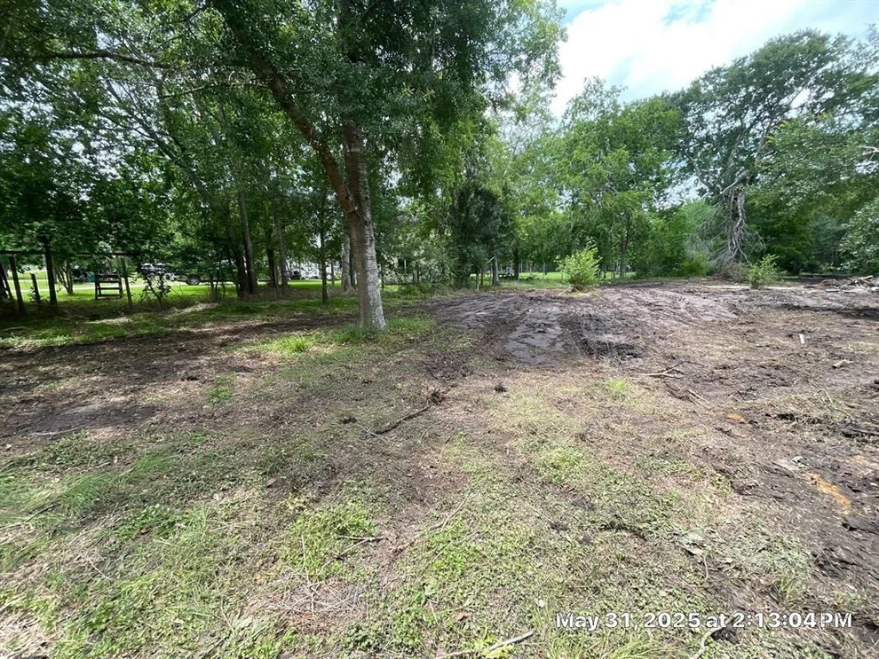 Unit for sale at 10371 County Road 909, Alvin, TX 77511