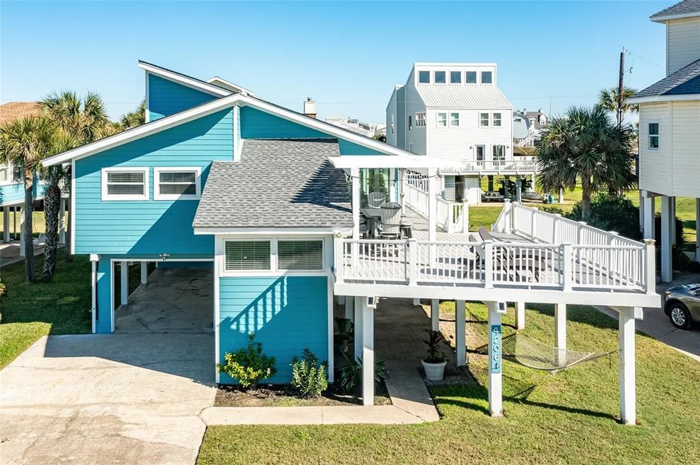 Unit for sale at 4206 Buccaneer Boulevard, Galveston, TX 77554