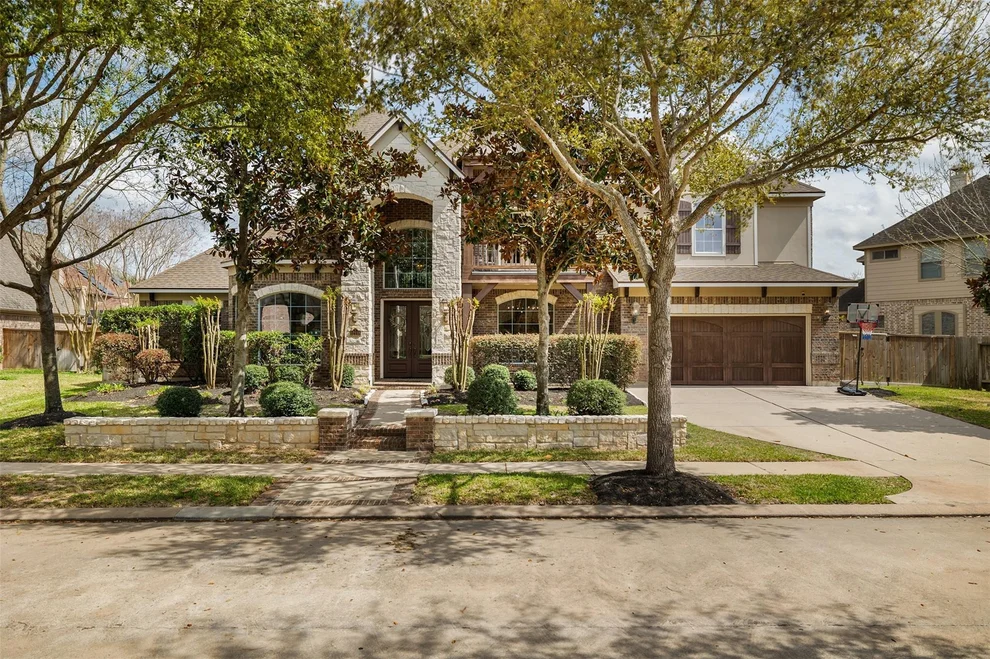 Unit for sale at 12118 W Allen Shore Drive, Cypress, TX 77433