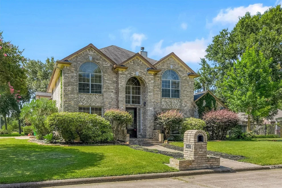 Unit for sale at 9822 El Chaco Street, Baytown, TX 77521