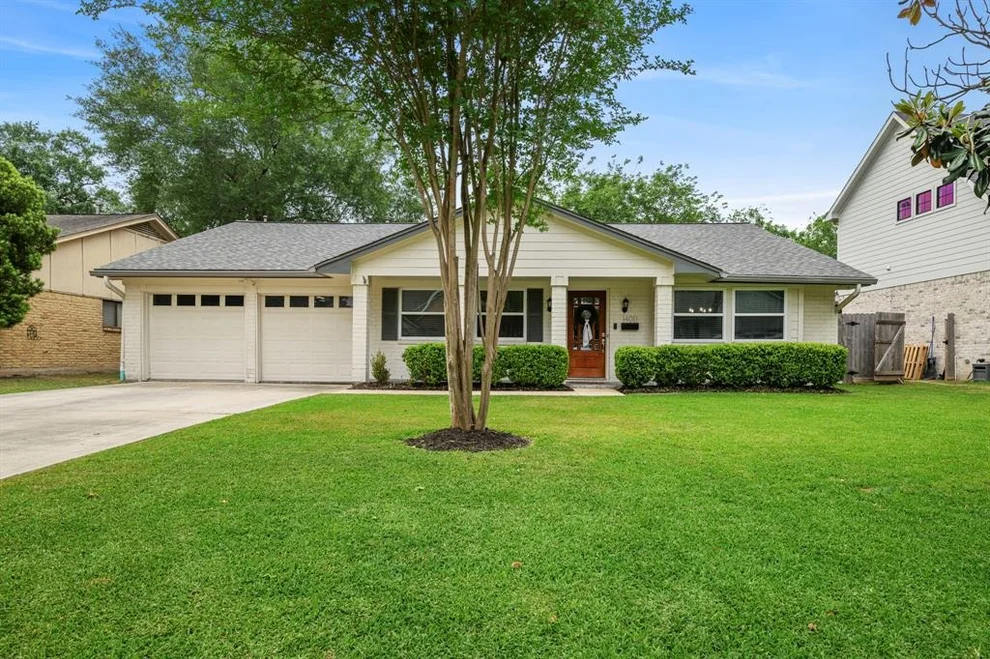 Unit for sale at 14011 Pinerock Lane, Houston, TX 77079