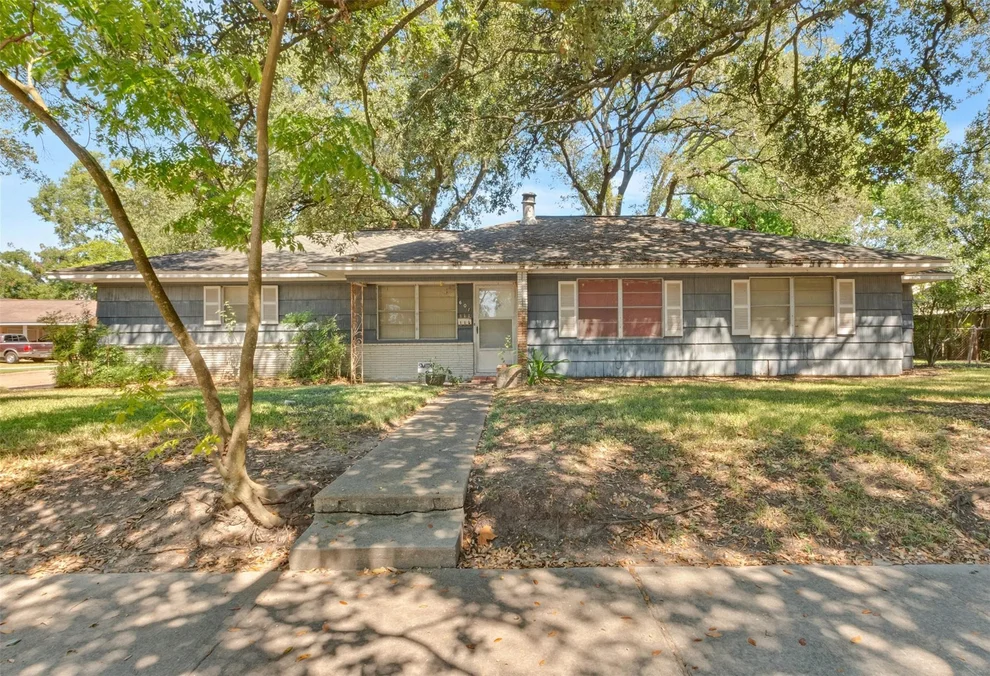 Unit for sale at 601 Fresa Road, Pasadena, TX 77502
