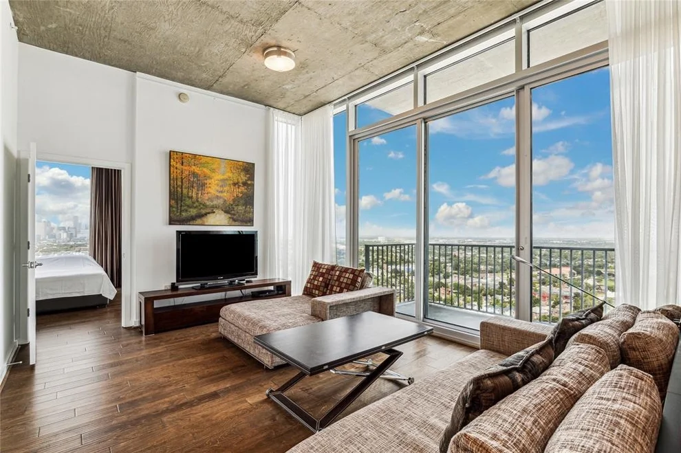 Unit for sale at 5925 Almeda Road, Houston, TX 77004