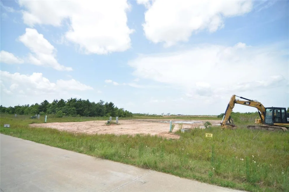 Unit for sale at 7716 Amanda Dr, Cleveland, TX 77327