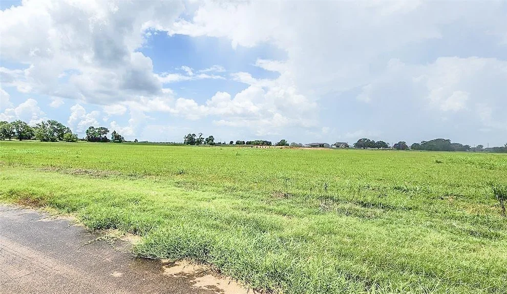 Unit for sale at 00 Conestoga Trail, Angleton, TX 77515