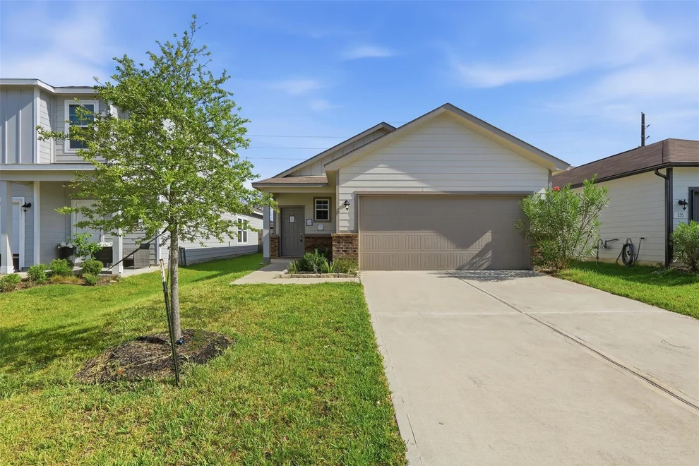 Unit for sale at 331 Century Farm Drive, Crosby, TX 77532