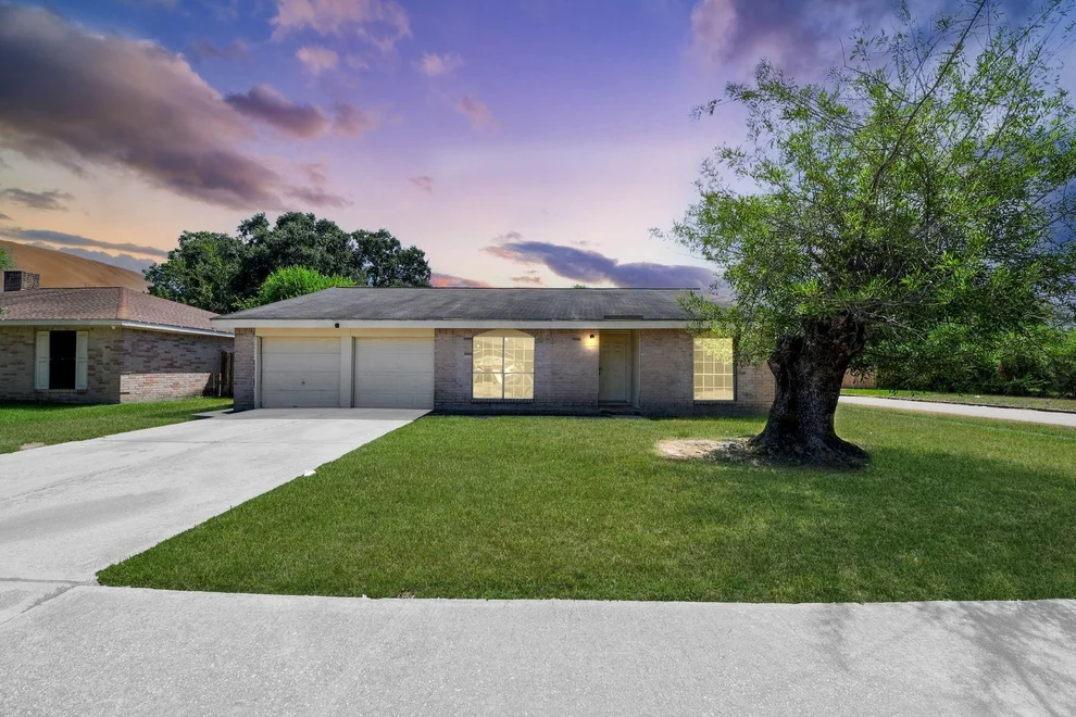 Unit for sale at 9502 Spiralwood Lane, Houston, TX 77086