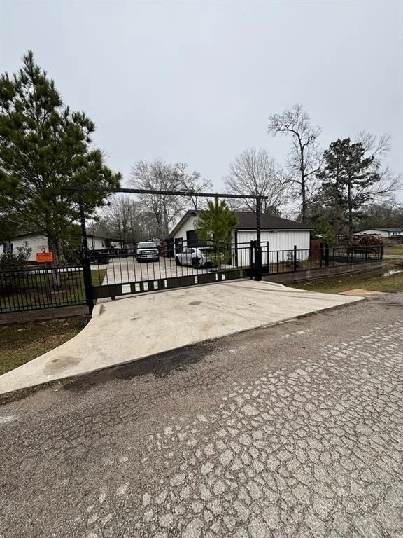 Unit for sale at 21601 Cr 3747, Splendora, TX 77372