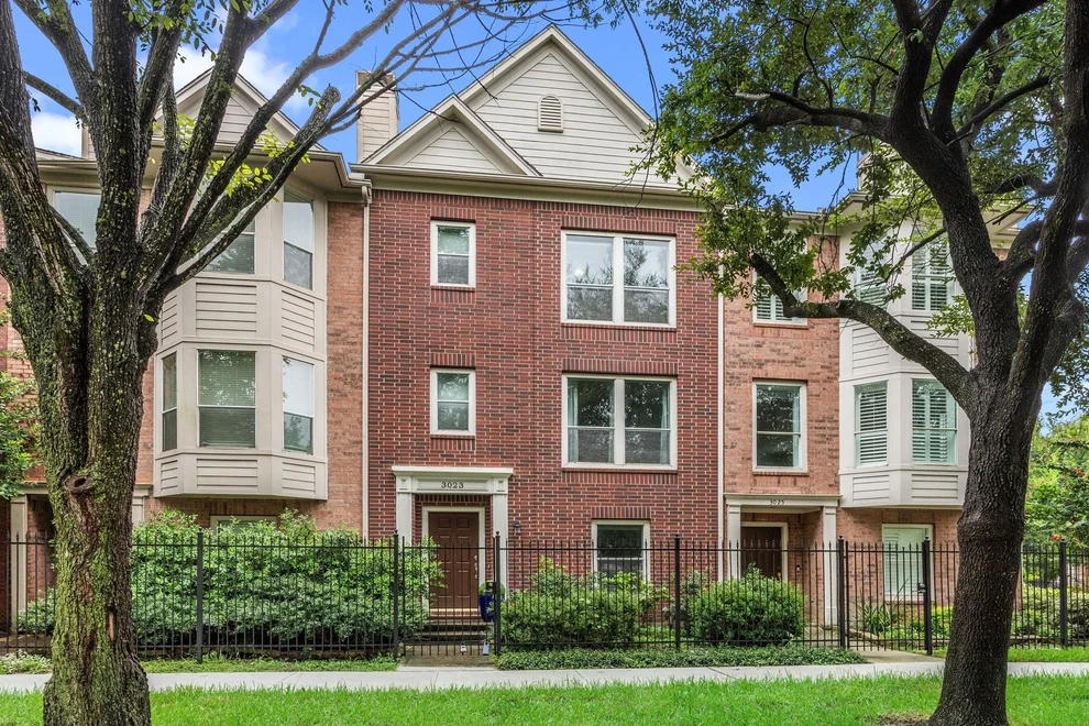 Unit for sale at 3023 Austin Street, Houston, TX 77004