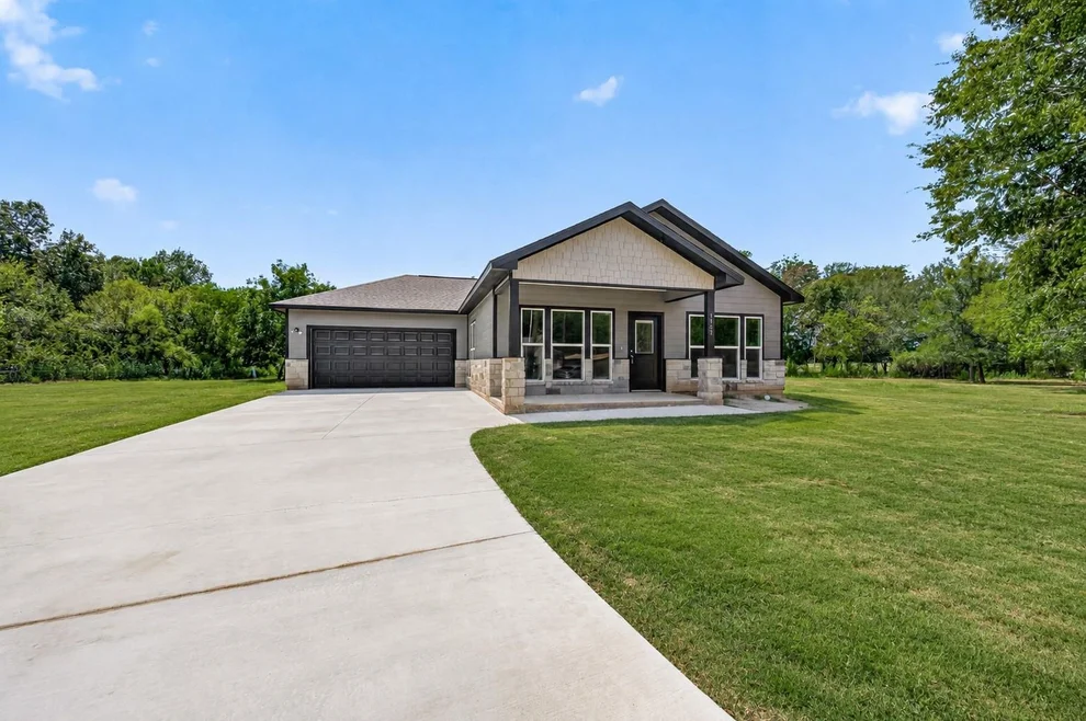 Unit for sale at 1147 Baja Road, Montgomery, TX 77356