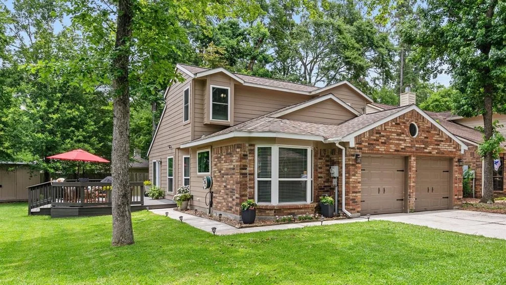 Unit for sale at 98 S Cobble Hill Place, The Woodlands, TX 77381