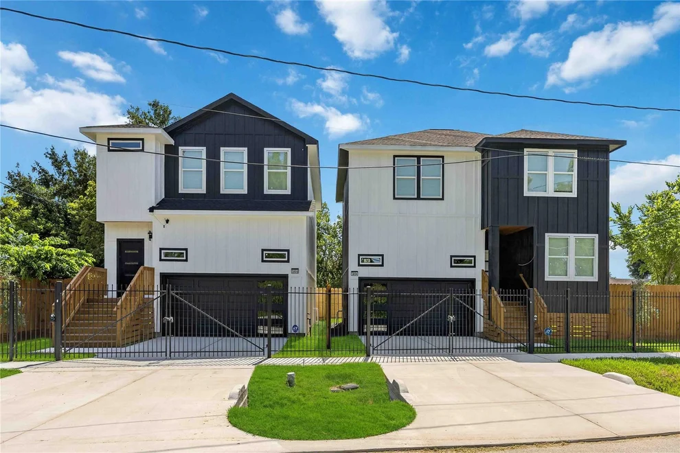 Unit for sale at 3806 Sayers Street, Houston, TX 77026