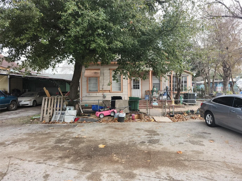 Unit for sale at 2619 Saltus Street, Houston, TX 77003