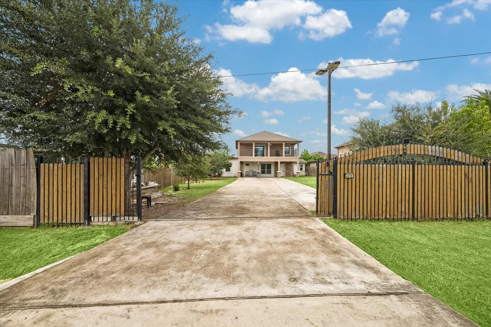 Unit for sale at 4414 Ivy Lane, Fresno, TX 77545