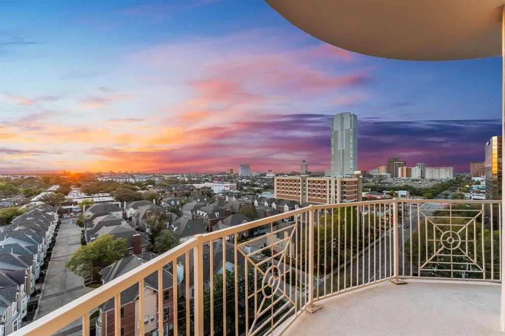 Unit for sale at 3505 Sage Road, Houston, TX 77056