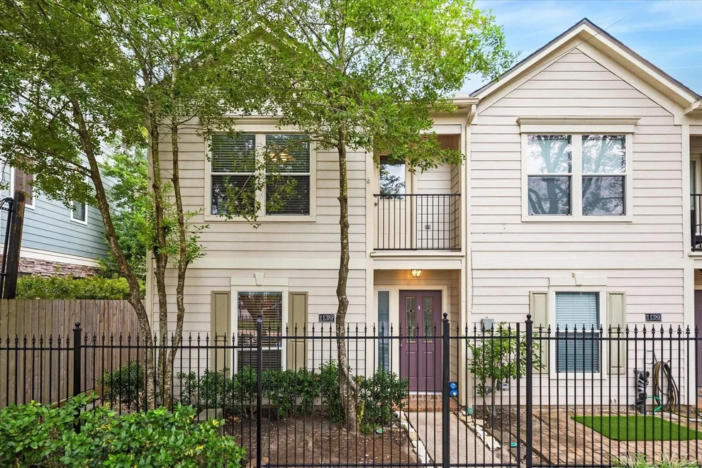 Unit for sale at 1138 W 25th Street, Houston, TX 77008