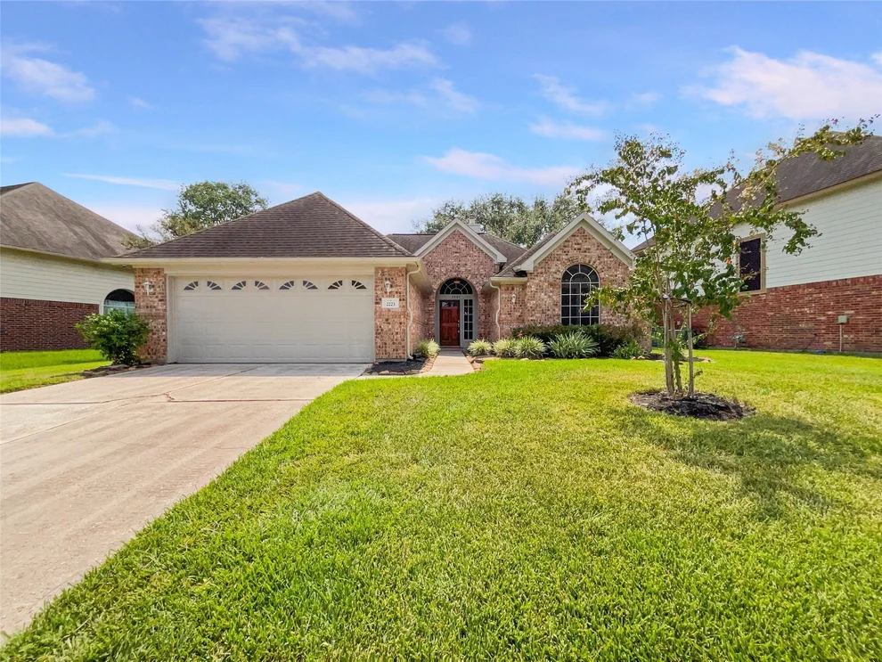 Unit for sale at 2223 Laurel Branch Way, Houston, TX 77014