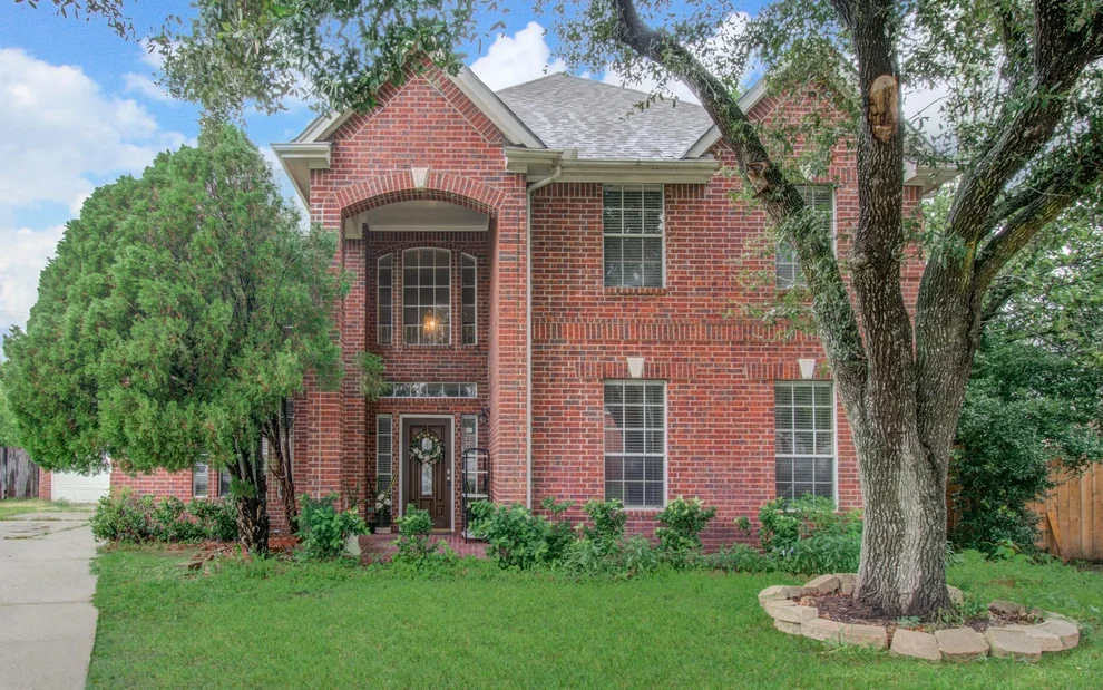 Unit for sale at 2907 Little Branch Ct, Houston, TX 77082