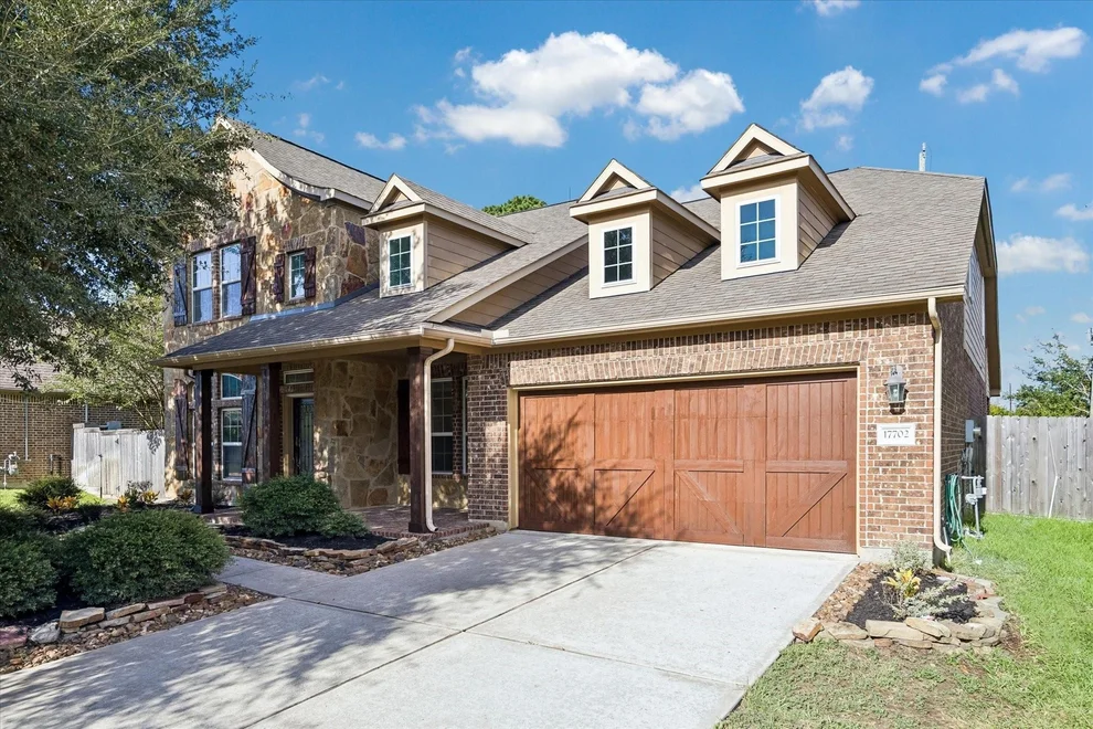 Unit for sale at 17702 Kathywood Drive, Tomball, TX 77377