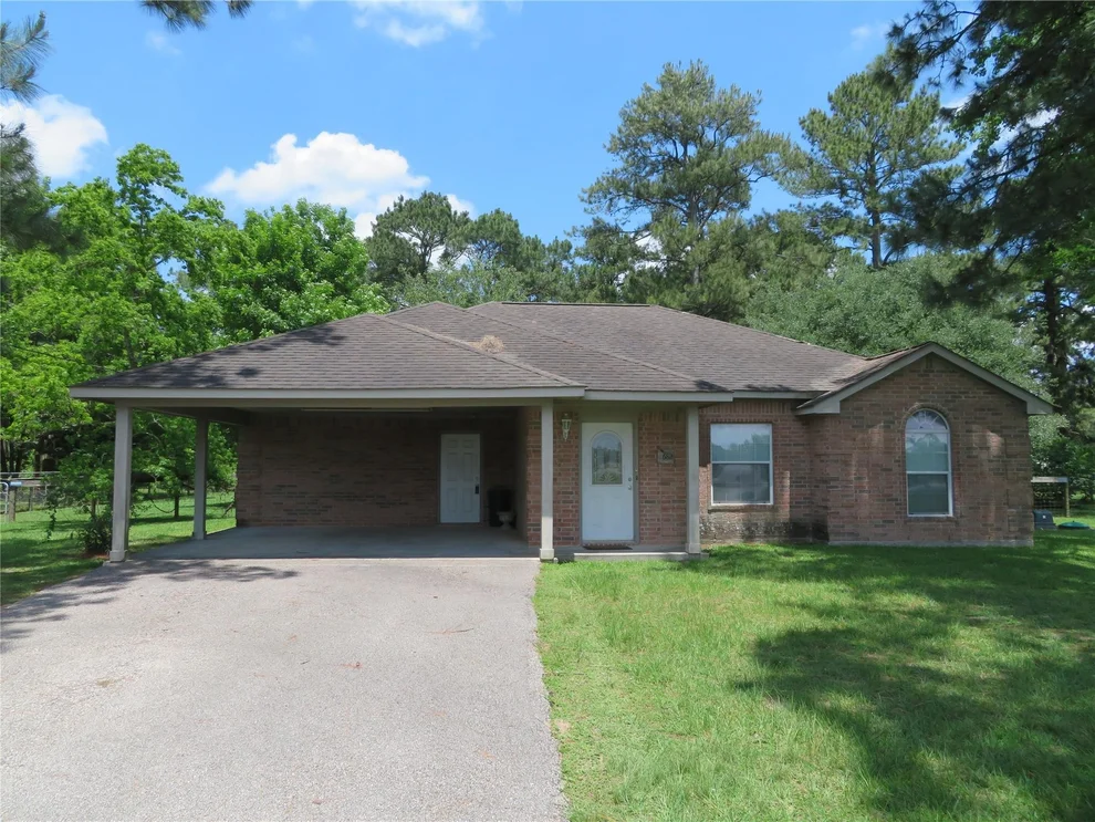 Unit for sale at 15682 Highway 105, Cleveland, TX 77327