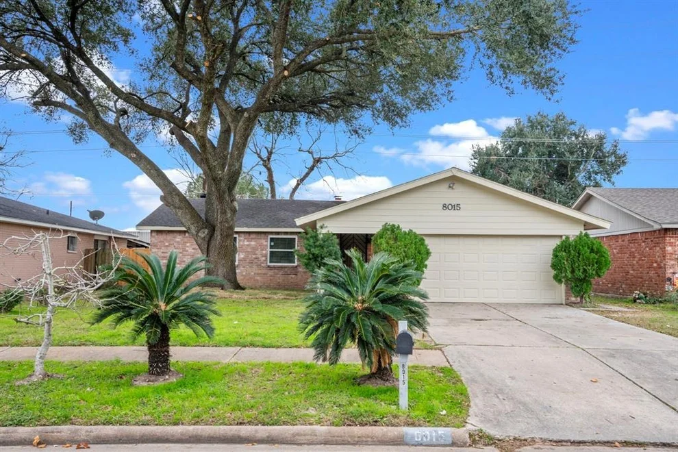 Unit for sale at 8015 Bunker Wood Lane, Houston, TX 77086