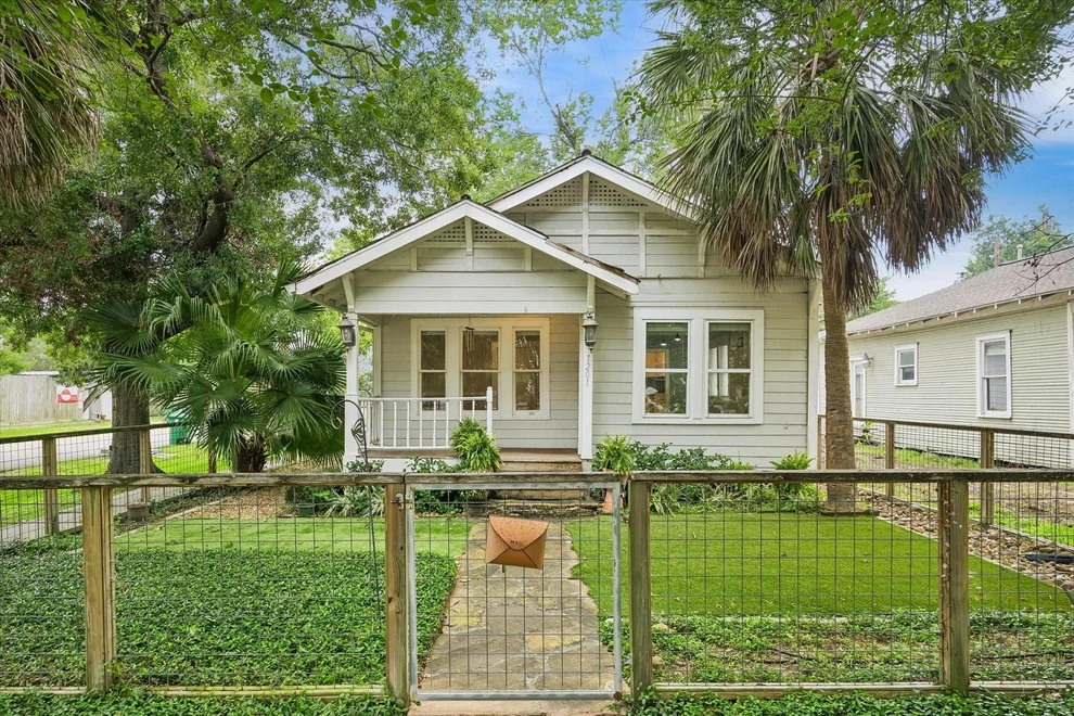 Unit for sale at 1201 Tulane Street, Houston, TX 77008
