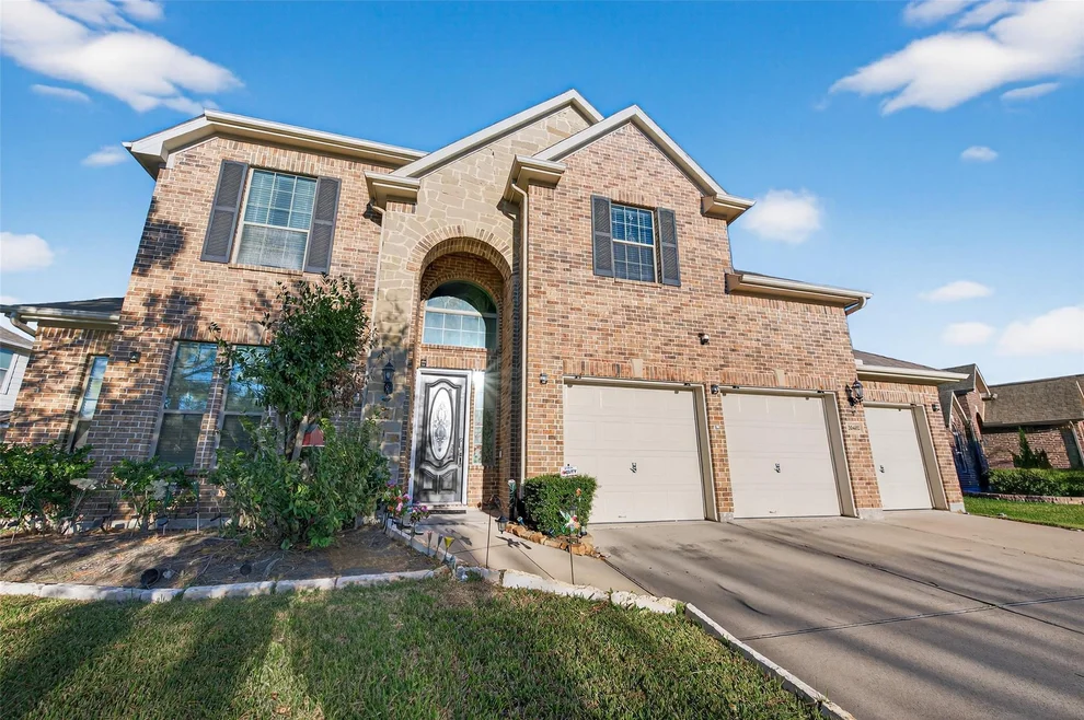 Unit for sale at 20402 Bristol Bluff Lane, Richmond, TX 77407