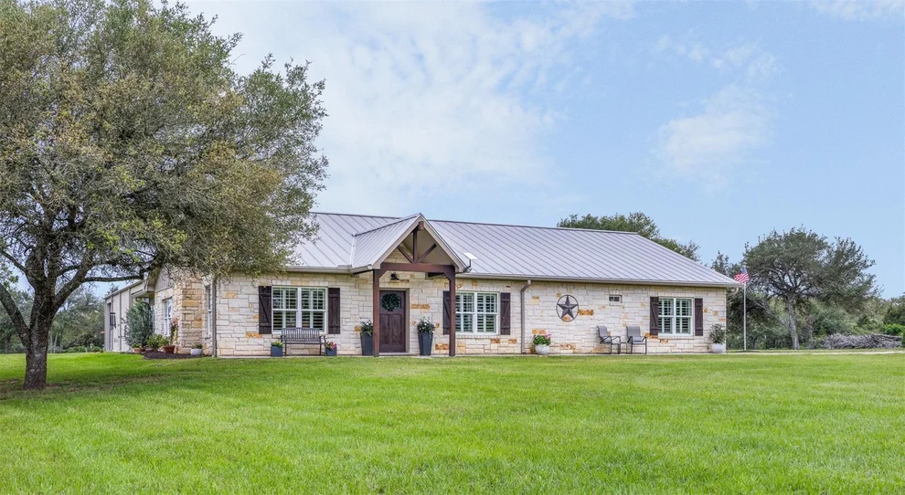 Unit for sale at 1134 Big Buck Road, Weimar, TX 78962