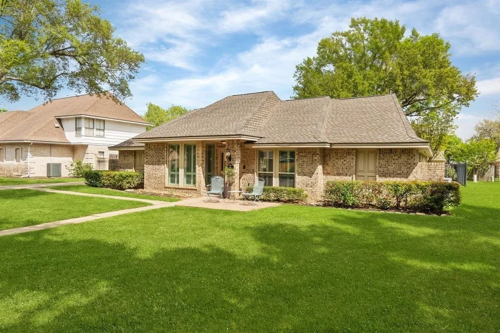 Unit for sale at 906 Fern Street, Katy, TX 77493