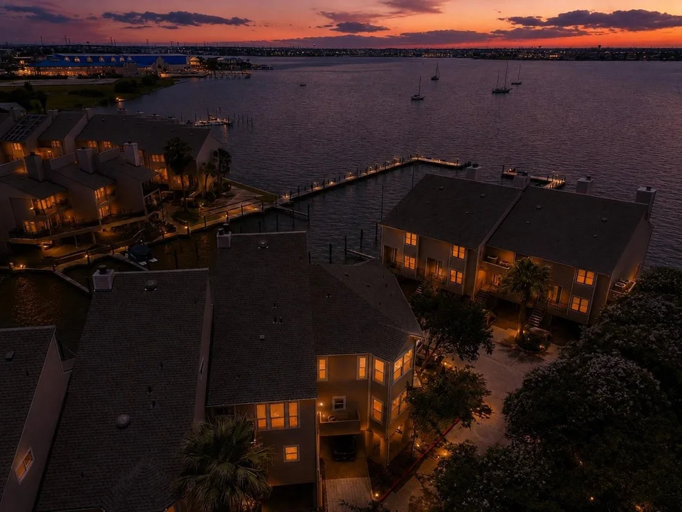 Unit for sale at 3663 Nasa Parkway, Seabrook, TX 77586
