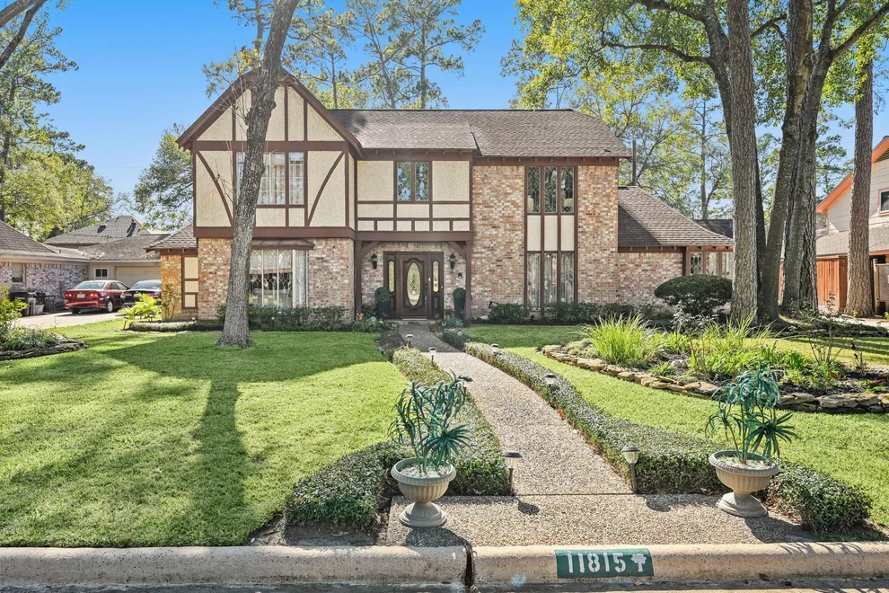 Unit for sale at 11815 Cypresswood Drive, Houston, TX 77070